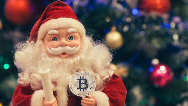 Bitcoin becomes the perfect Christmas gift for investors